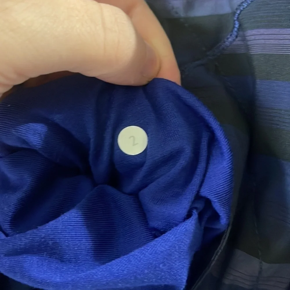 lululemon athletica euc hood